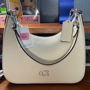 Coach Chalk leather shoulder bag
